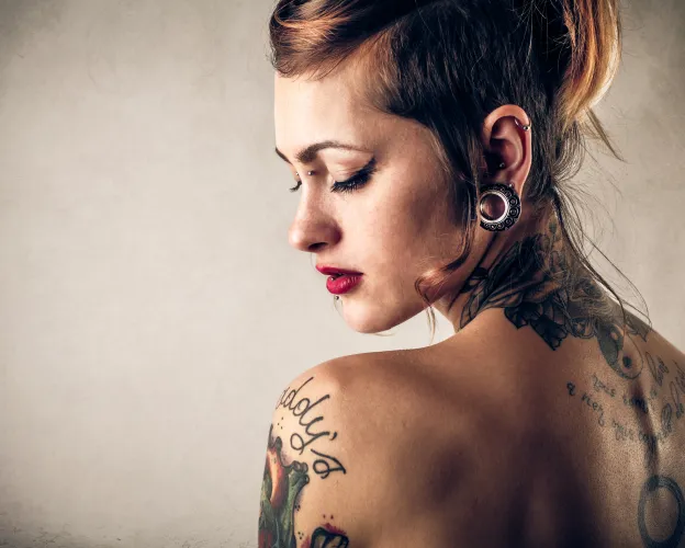 percing oreilles à Nogent sur Marne pres de Creteil dans le Val de Marne 94